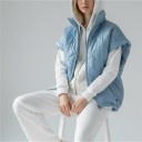 piumino smanicato con cerniera futura